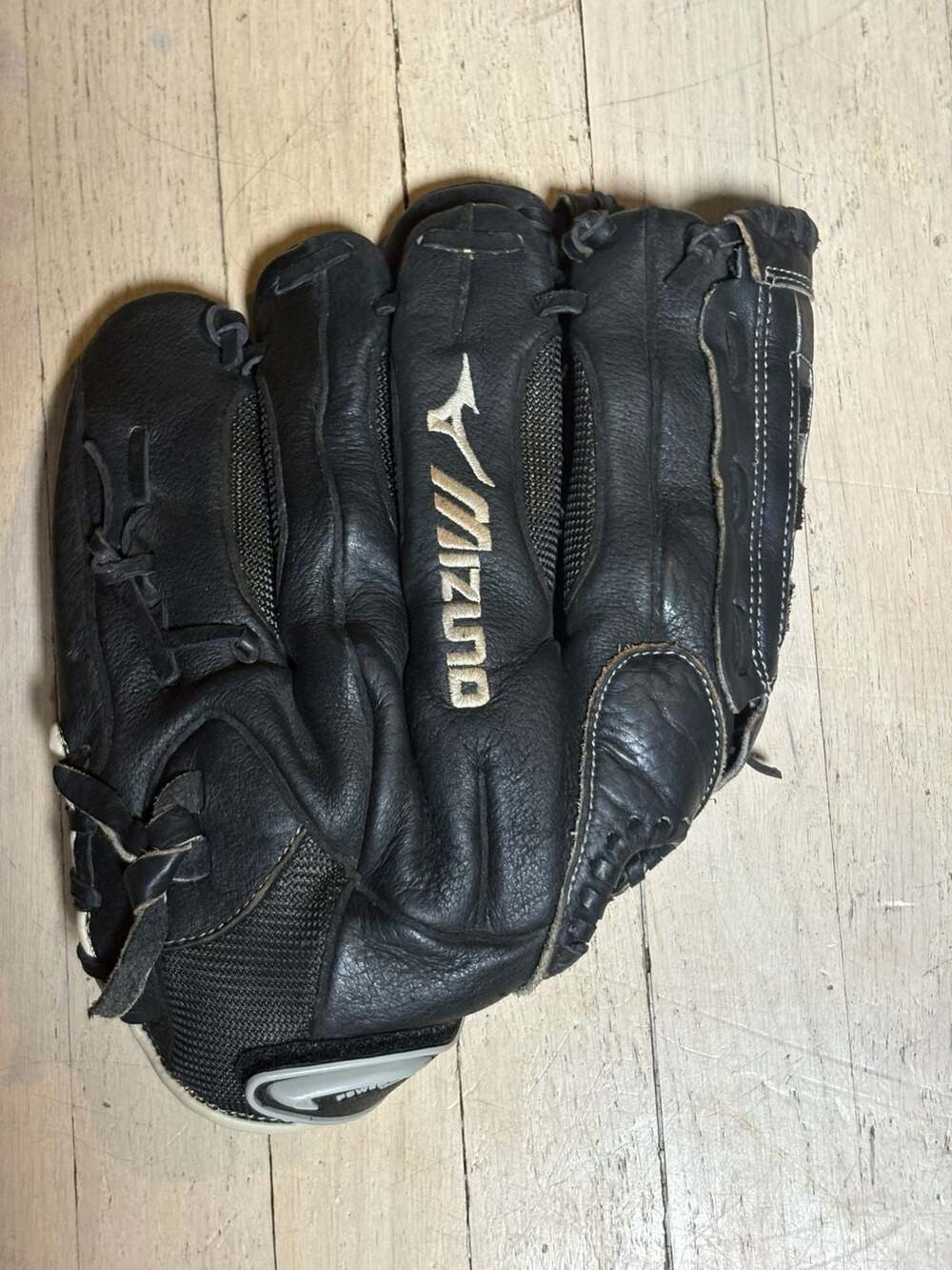 Mizuno Premier Professional Model GPM 1251 12.5-inch Softball Glove